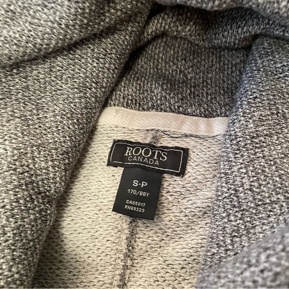 Roots Canada Cowl Neck-Grey Heathered Pullover Long Sleeve Top - Size Small - Picture 9 of 11